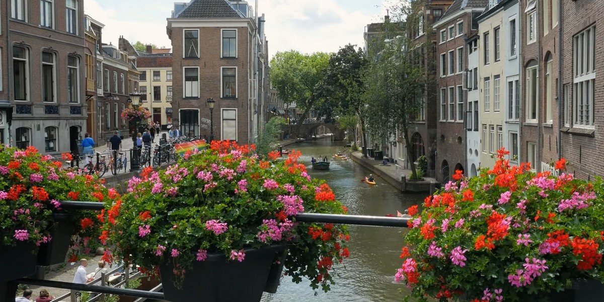 Walking in Amsterdam: City Center Tour