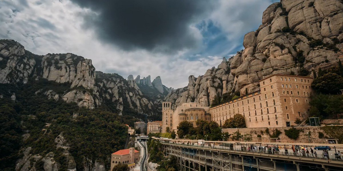 Half Day Tour to Montserrat from Barcelona