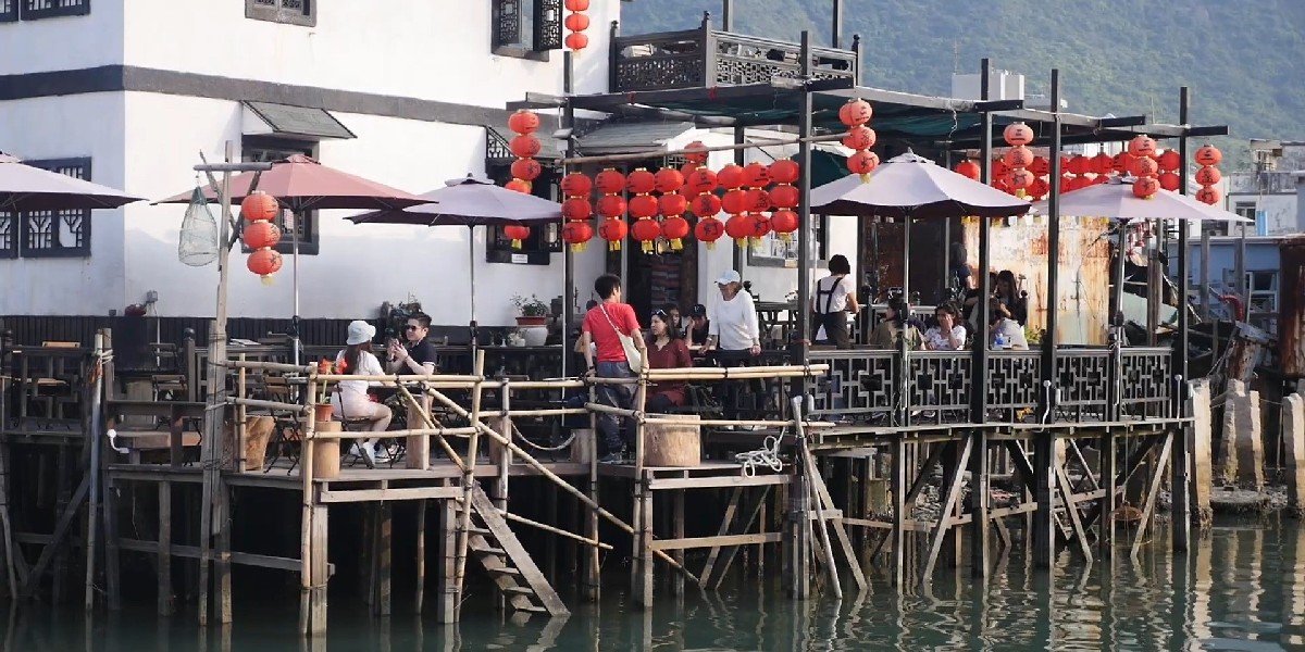 Day Tour to the Lantau Island: Big Buddha and Tai O, photo 3