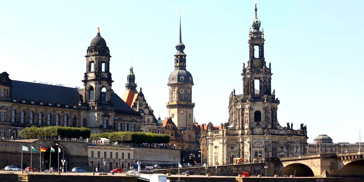 Small Dresden Bike City Tour with Guide