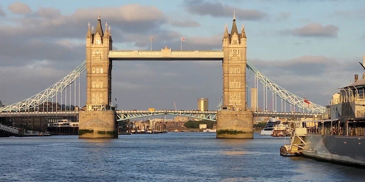 Dinner Boat Cruise on the Thames River, photo 3