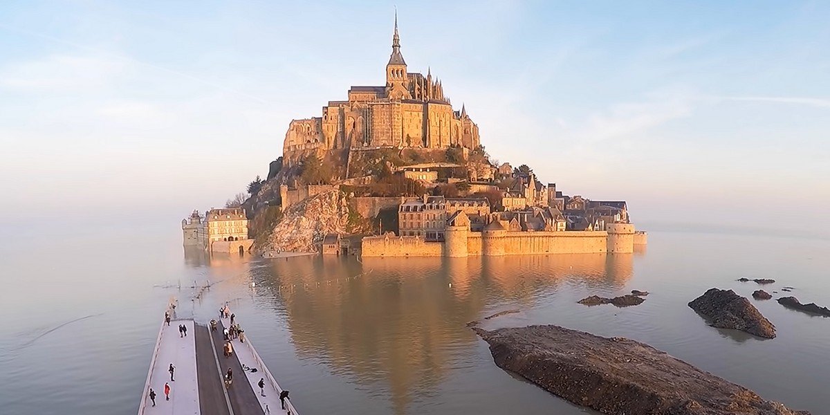 2 Days Trip to the Normandy D-Day Beaches and Mont St Michel