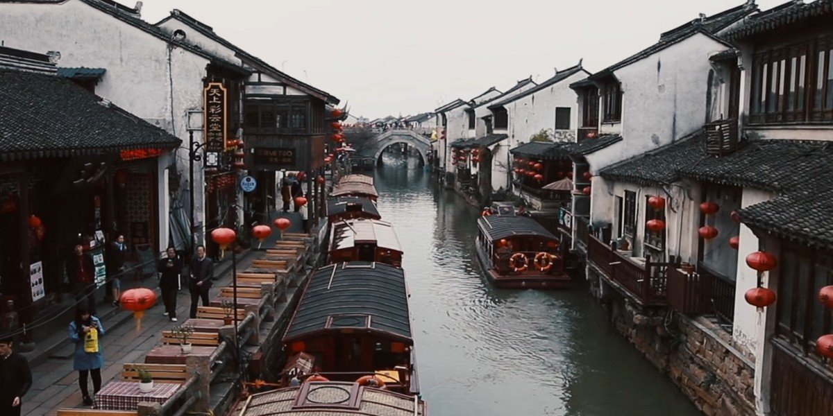 Private Full-Day Tour to Suzhou (Bullet Train optional)