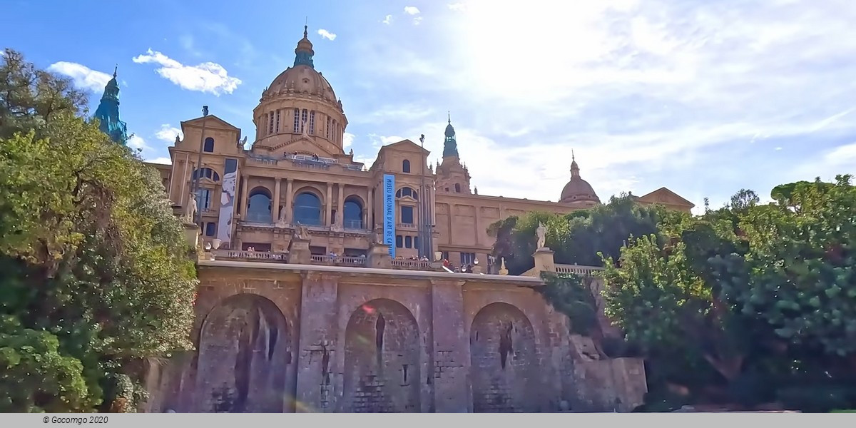 The Most Popular Landmarks of Barcelona in one Day: Sagrada Familia, Park Guell and Old Town