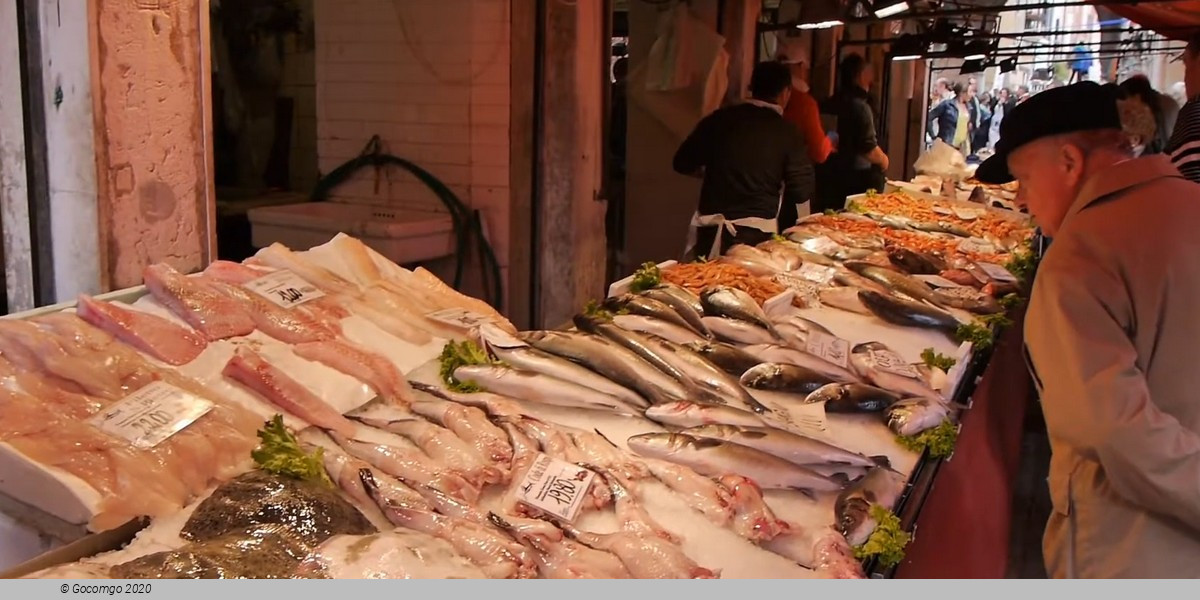 Guided Tour of the Hidden Gems of Venice and Rialto Market Visit