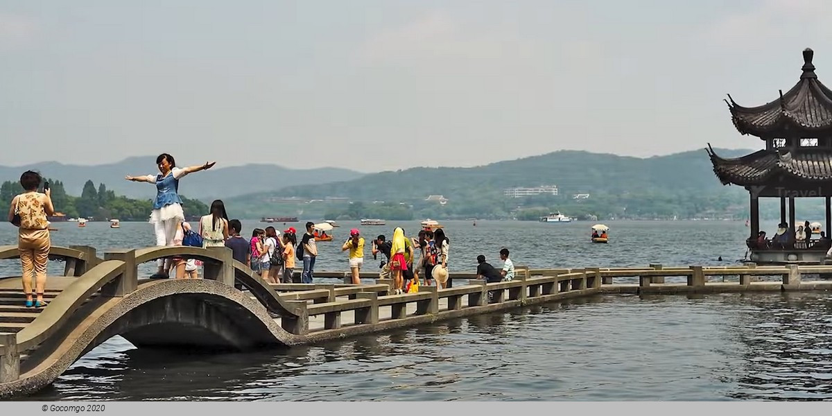 Best of Hangzhou: A Highlight Tour of the City's Top Sights