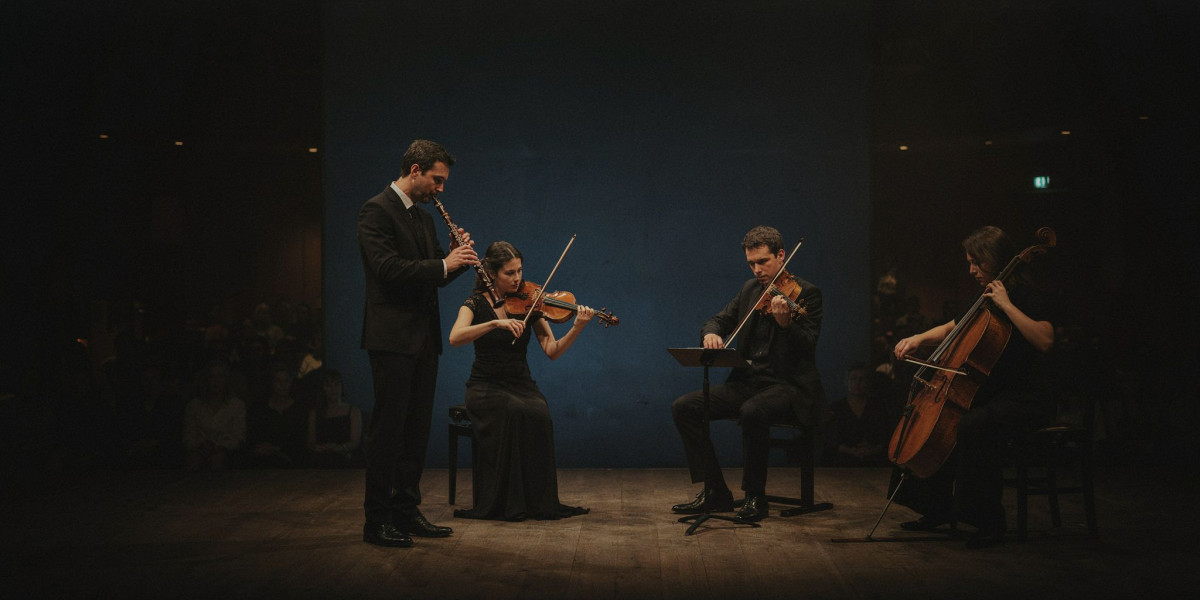 Britten Oboe Quartet, photo 1