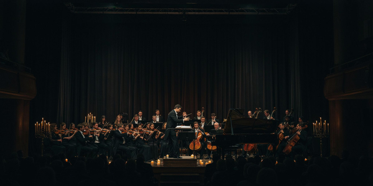 Rachmaninov 3rd Piano Concerto by Candlelight, photo 1