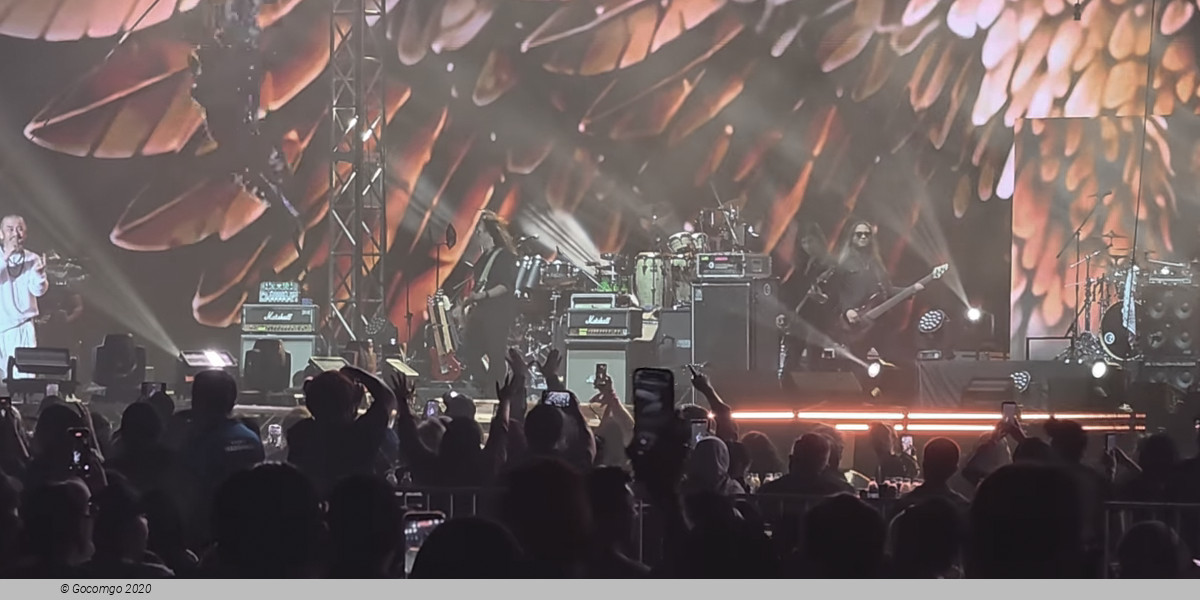 WINGS – Rockin’ The Lion City Live in Singapore, photo 1