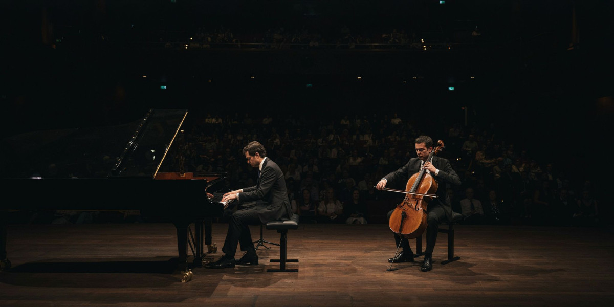 Alexander Gadjiev; Andrea Miazzon, photo 1