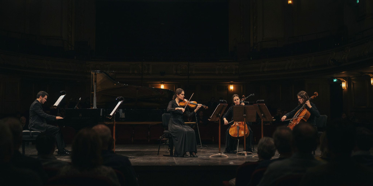 Jean-Efflam Bavouzet; Caroline Pether; Hannah Roberts, photo 1