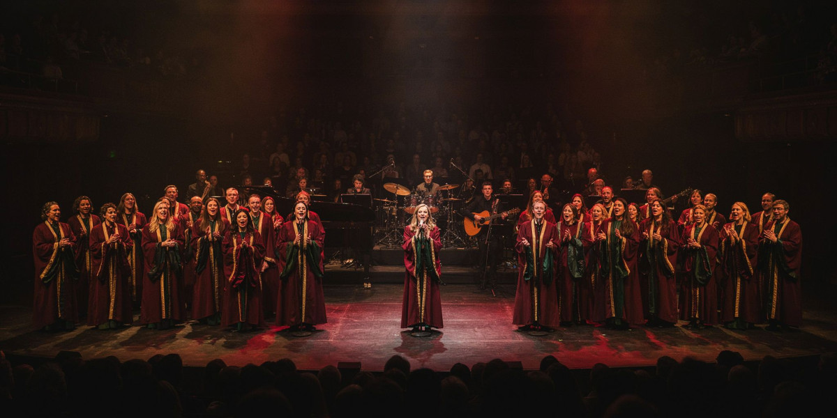 London Community Gospel Choir at Christmas, photo 1