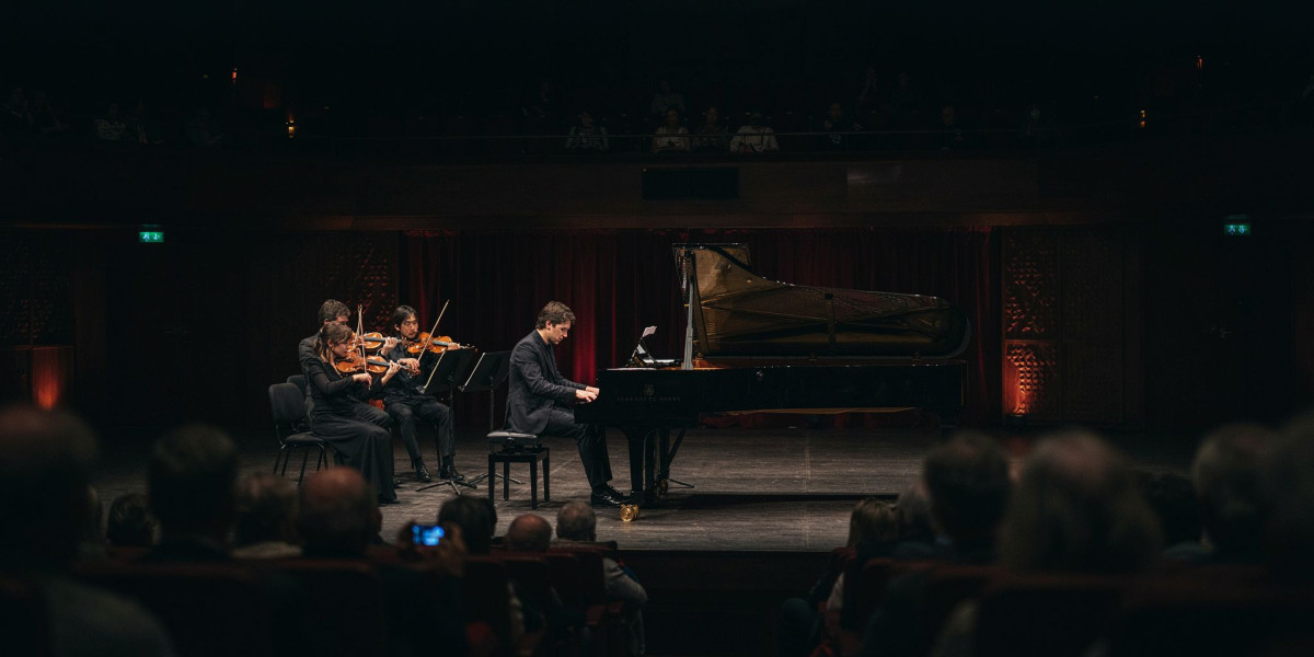 Víkingur Ólafsson: Debussy, Glass & Rameau, photo 1